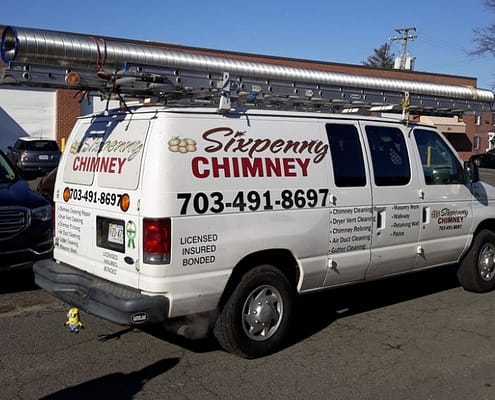 When to Schedule a Chimney Sweep in Woodbridge, VA: Seasonal Insights